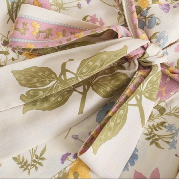 Spring Meadows Boho Floral Short Open Kimono Wrap - Picture 4 of 6